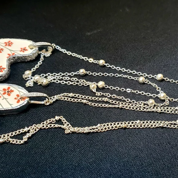 Necklaces - Picture 7 of 7